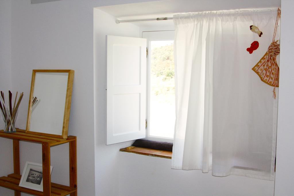 Casa Do Funil Guest House Mertola Ruang foto